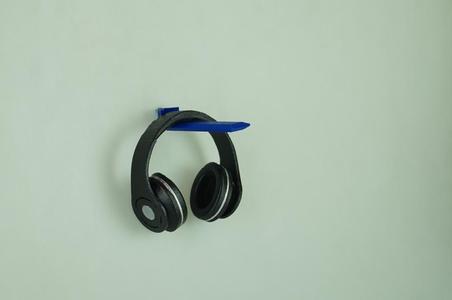 Corner Headphone Mount