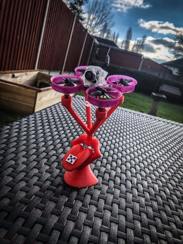 dronejunkie pill stand