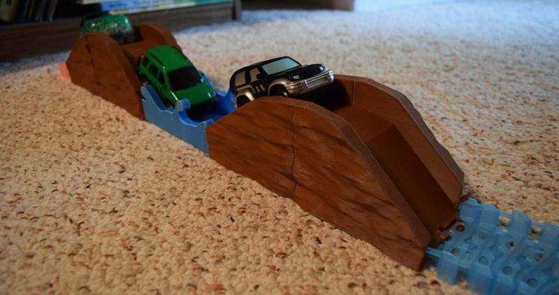 Super Splash! - Compatible with Magic Tracks, Mindscope Neo Tracks, Twister Tracks, etc