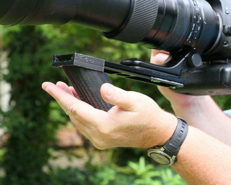 Arca-Swiss grip for telephoto lens