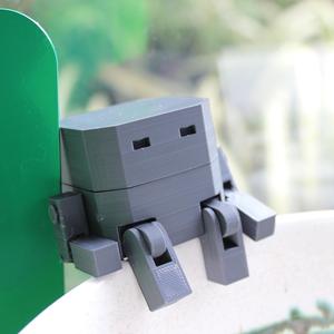 Hexagon Moving Robot (print in place)