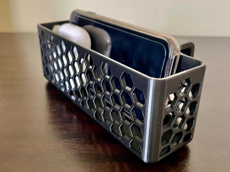 Variable size hanging holder, only 95g 