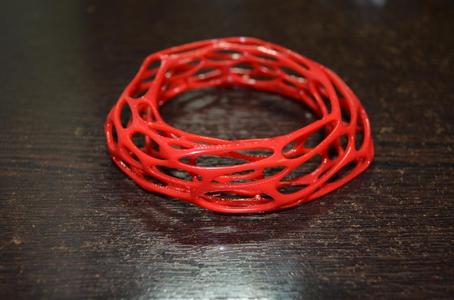 Voronoi bracelet