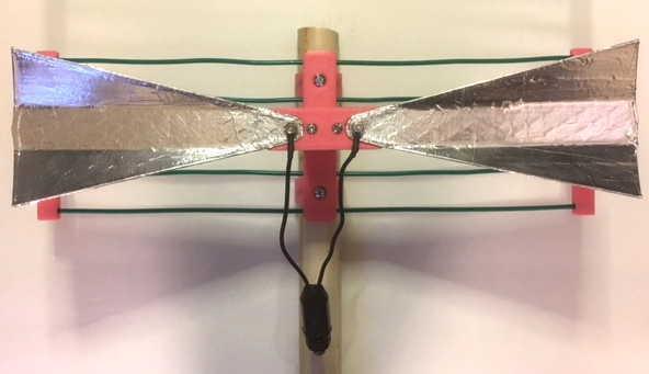 Another Small HDTV UHF antenna