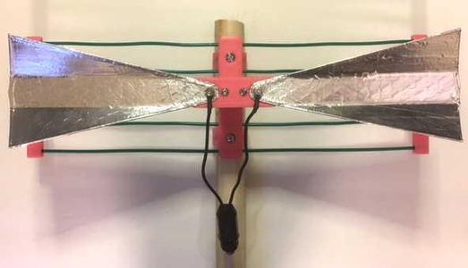 Another Small HDTV UHF antenna
