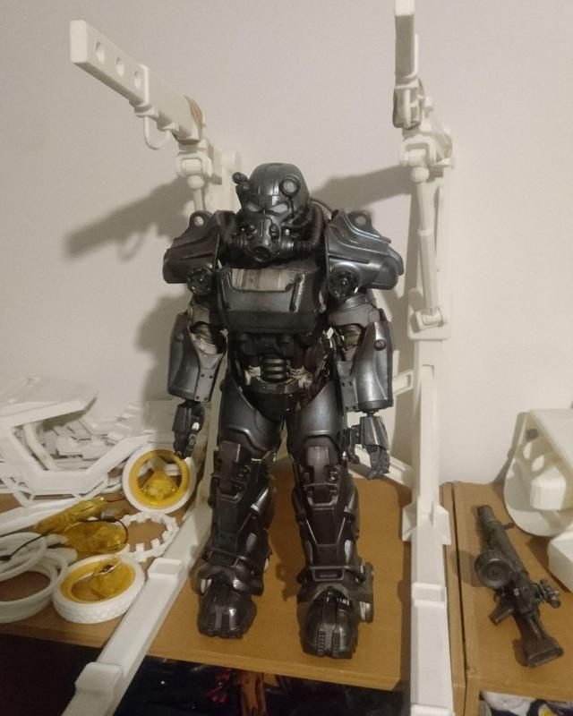 Fallout 4 Power armour station (sized for threezero figure)