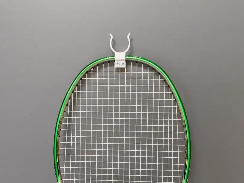Shuttlecock Retriever for Badminton Rackets