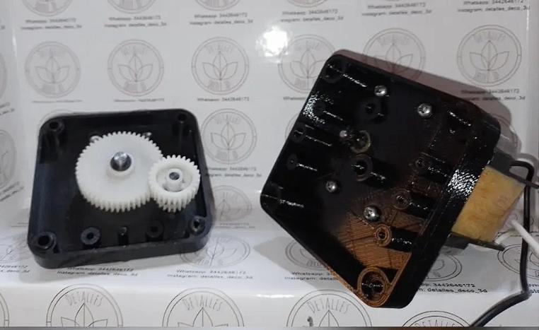 Chocolate cascade box