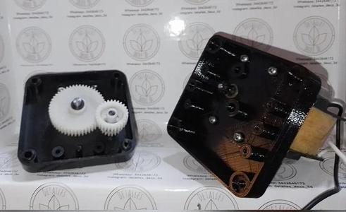 Chocolate cascade box