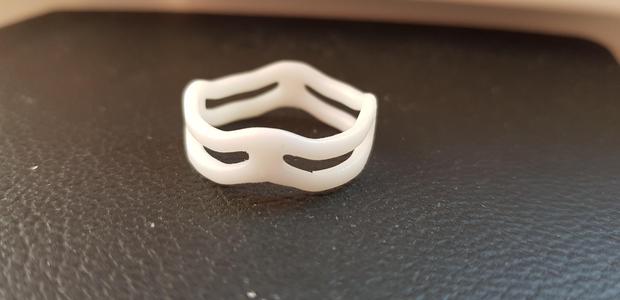 wavy ring