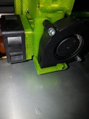 E3D fan with integrated layer-fan