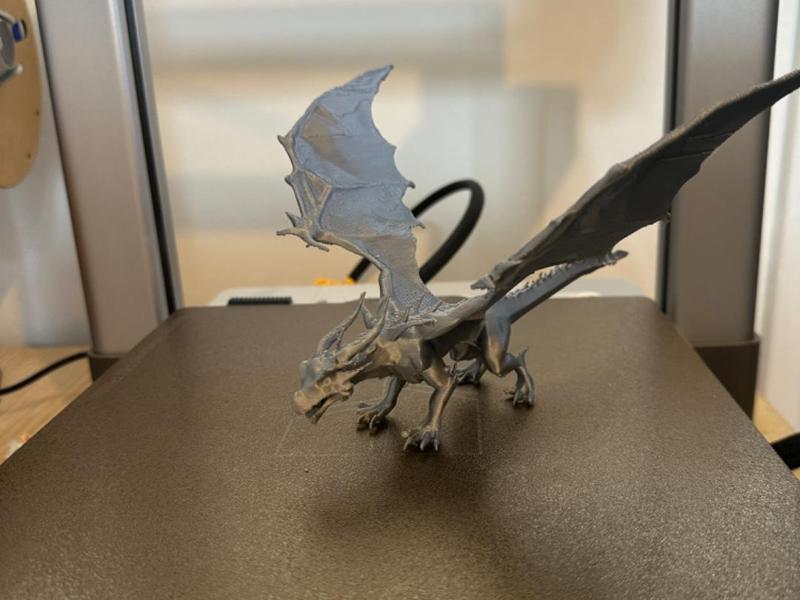 Dragon majesty (wing thickness updated)