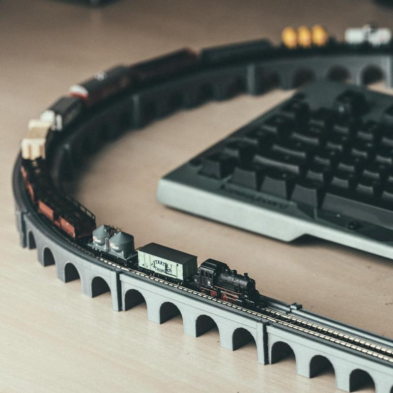 Z Scale Viaduct Track Set