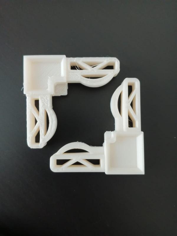 PVC Fly Screen Corner Wedge (PVC Sineklik Köşe Takozu)