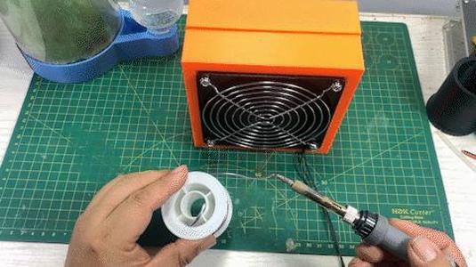 Soldering iron fume purifier, exhaust filter