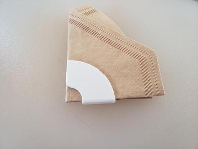 Aeropress filter cutting guide