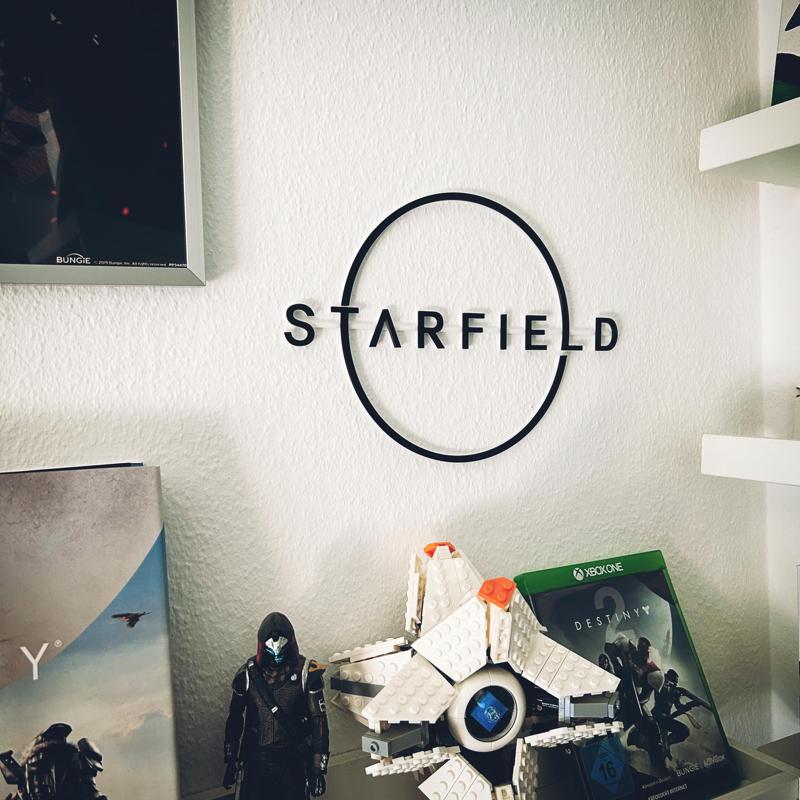 Starfiled Logo