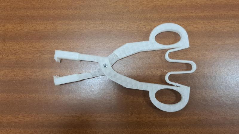 3D Printed Pliers/Scissor with different Heads