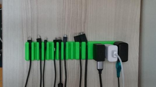 USB cable holder