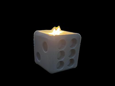 Dice tea lights