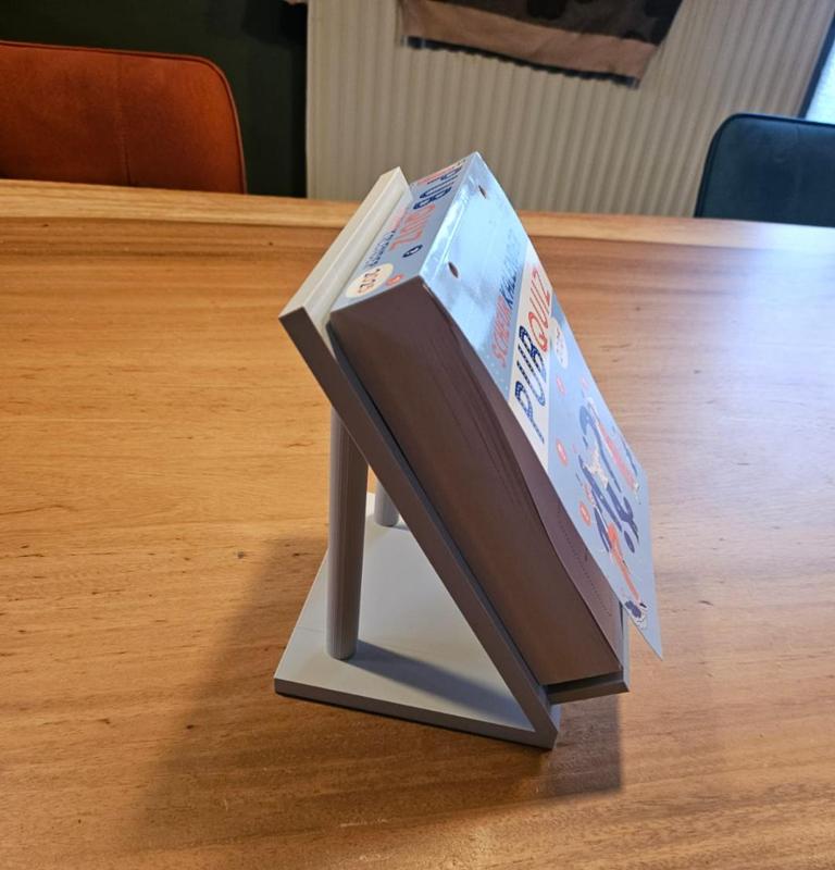 Calander stand