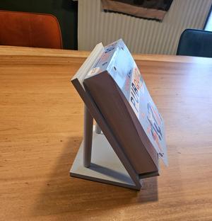 Calander stand
