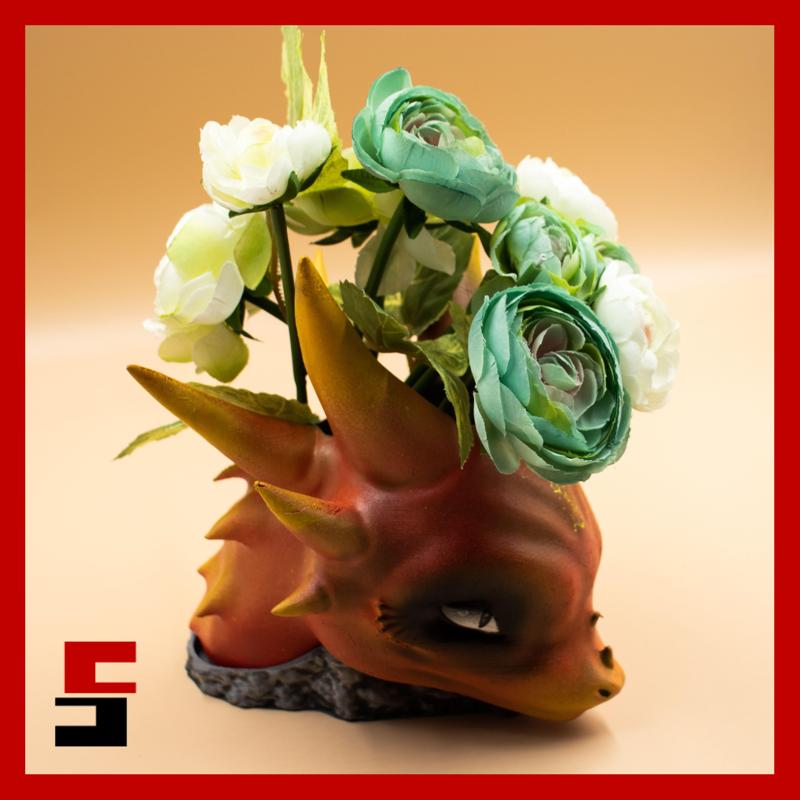 Dragon Planter Pot Organiser.