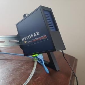 Netgear 5port ethernet switch din rail mount