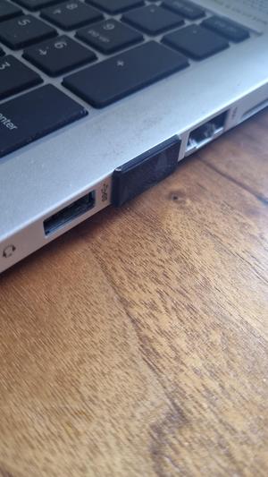 HDMI dust cap