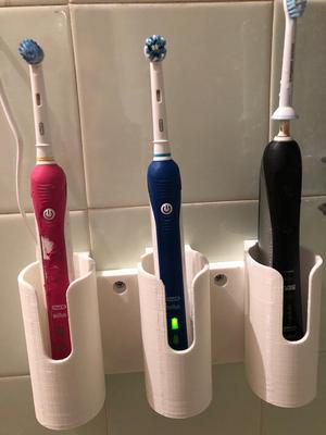 Oral-B Electric toothbrush modular holder with chargers