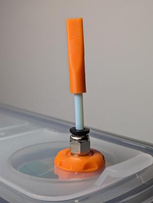 Universal Drybox Plug