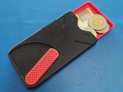 Drawer for cascade wallet