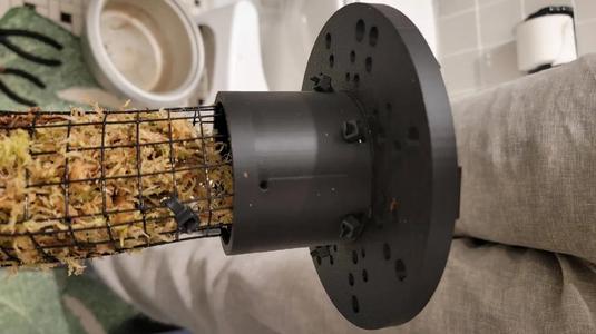 Moss Pole Stabilizer   