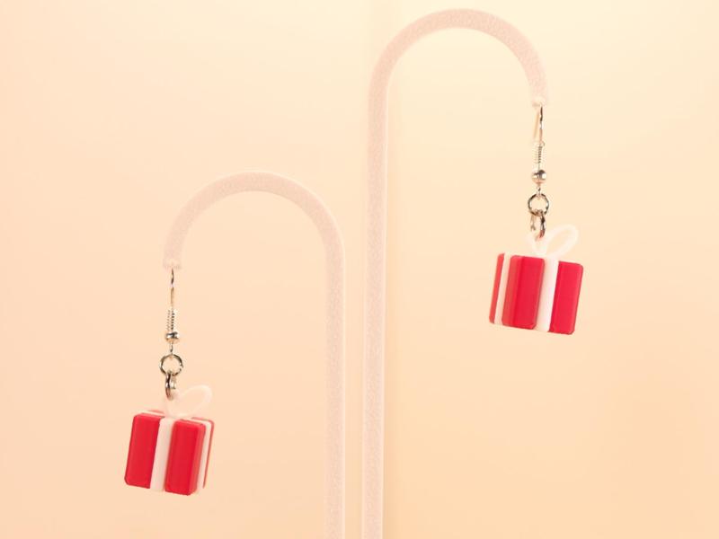 Gift box earrings