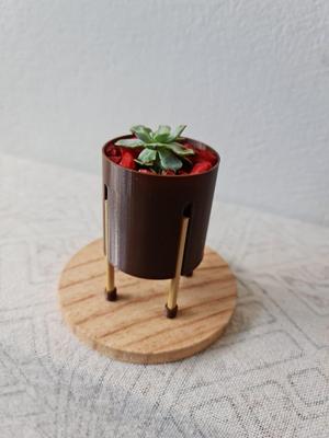 Vase With Legs