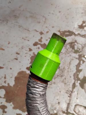 Vacuum hose adapter   