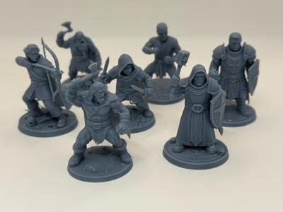 set heroes with weapons for dungeons and dragons 