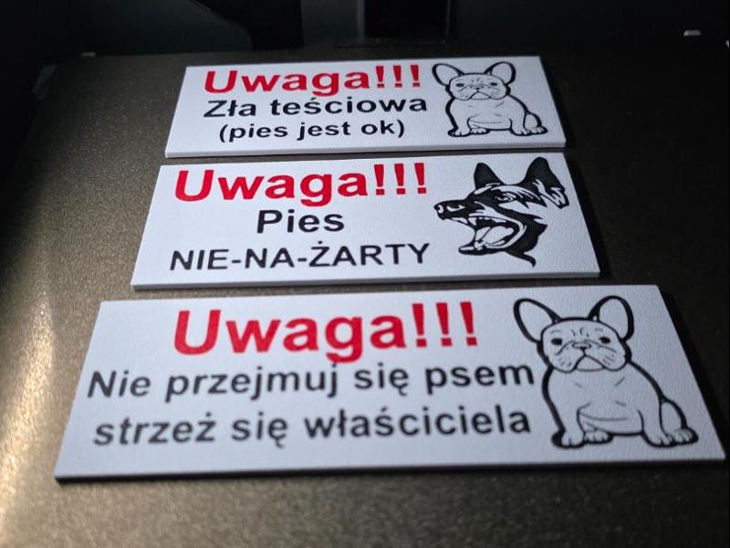 Amusing sign, Beware of dog sign