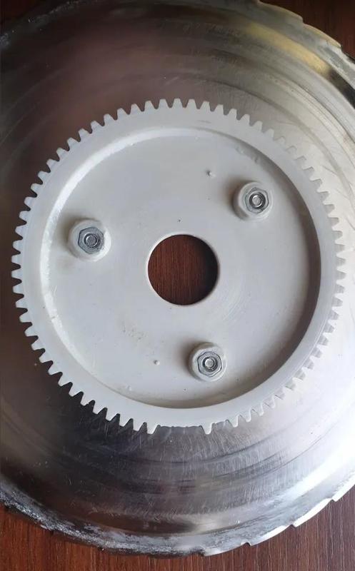 wheel for manual bread cutter   