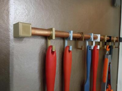 copper plumbing pipe hooks