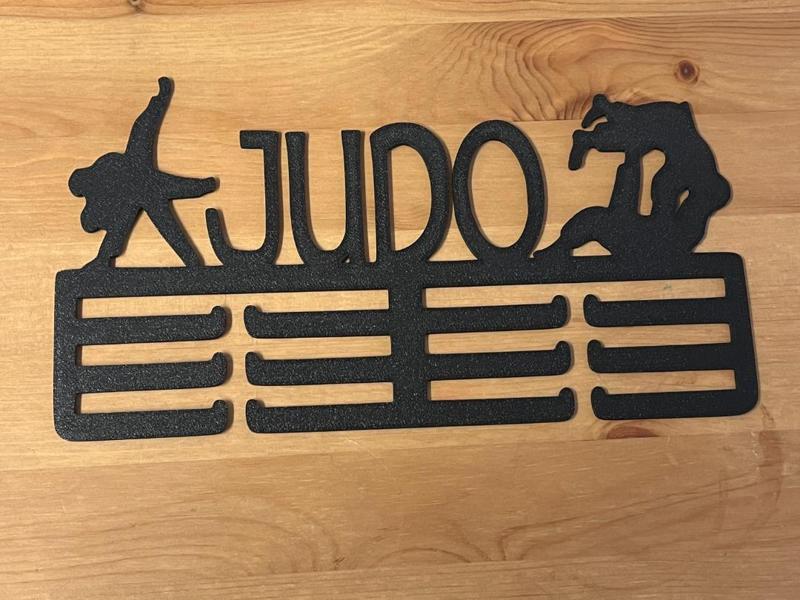 judo medal holder