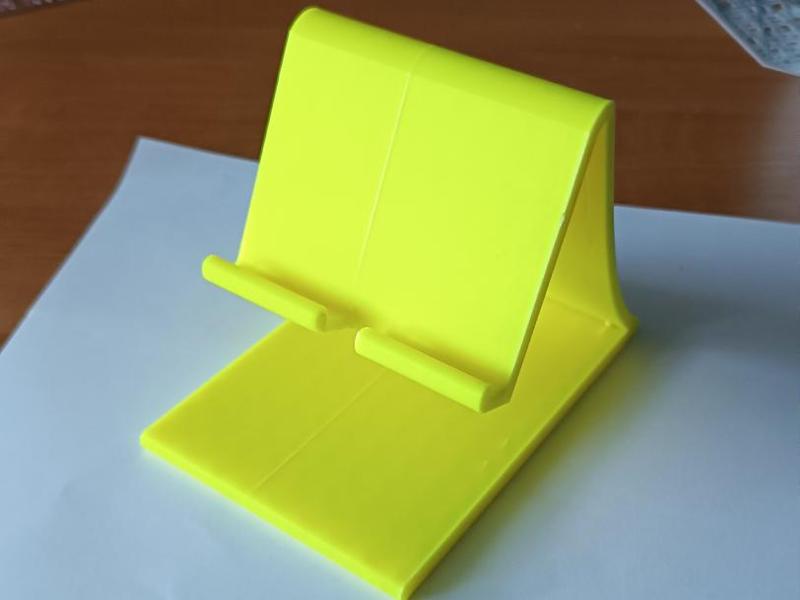 Universal stable phone holder (with charging hole)