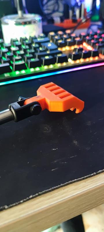 Back Scratcher for generic selfie stick