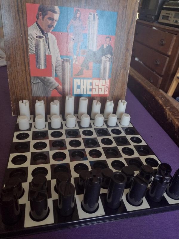 Chess N Checkers (Mid Century Modern Chess Set) American Greetings 1972