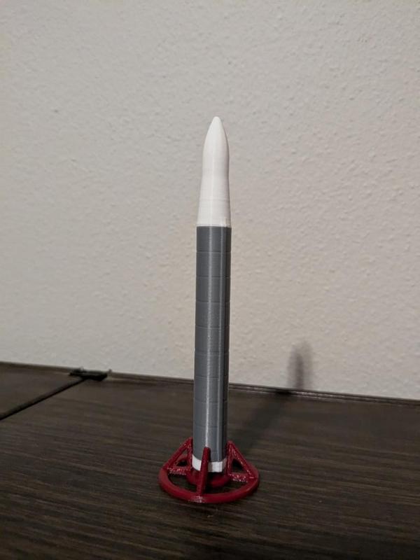 Rocket 3.3 - 1:100 - Astra