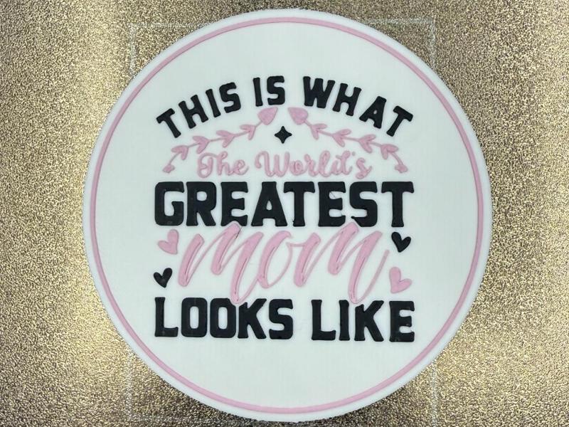 THIS IS WHAT THE GREATEST MOM LOOKS LIKE!