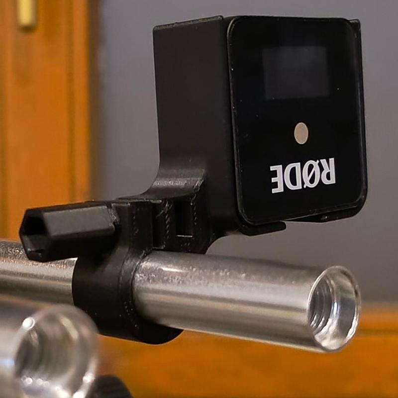Rode Wireless GO to 15mm Rod Mount