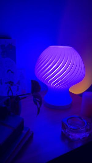 Mushroom Blob Twist Lamp