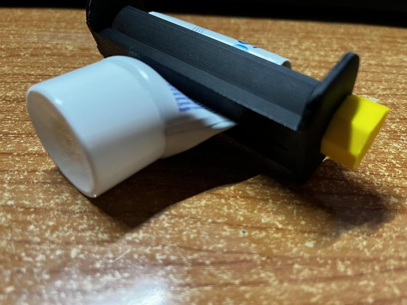 Simple Sturdy Tube Squeezer - Type 1