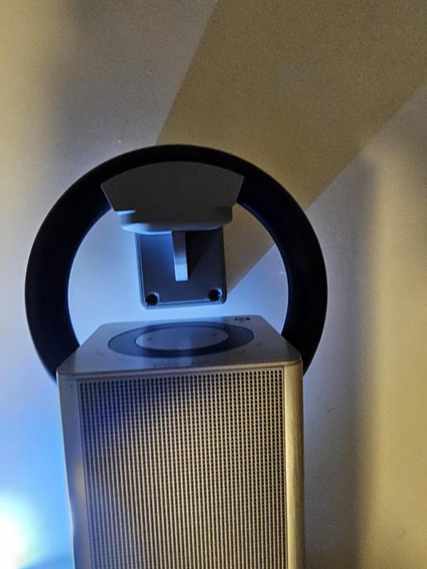 Wall mount Beosound 3 B&o radio